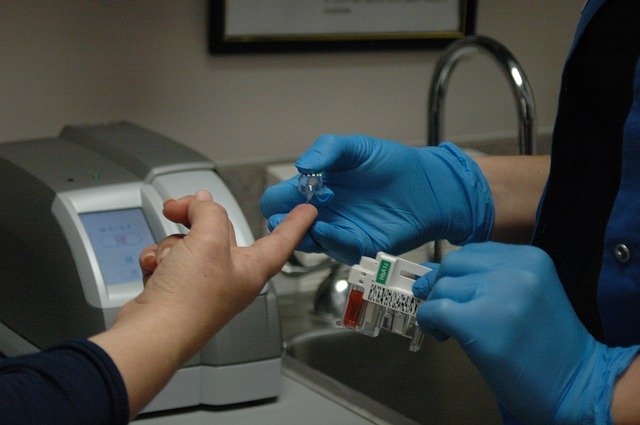 Image of an example A1C test being administered