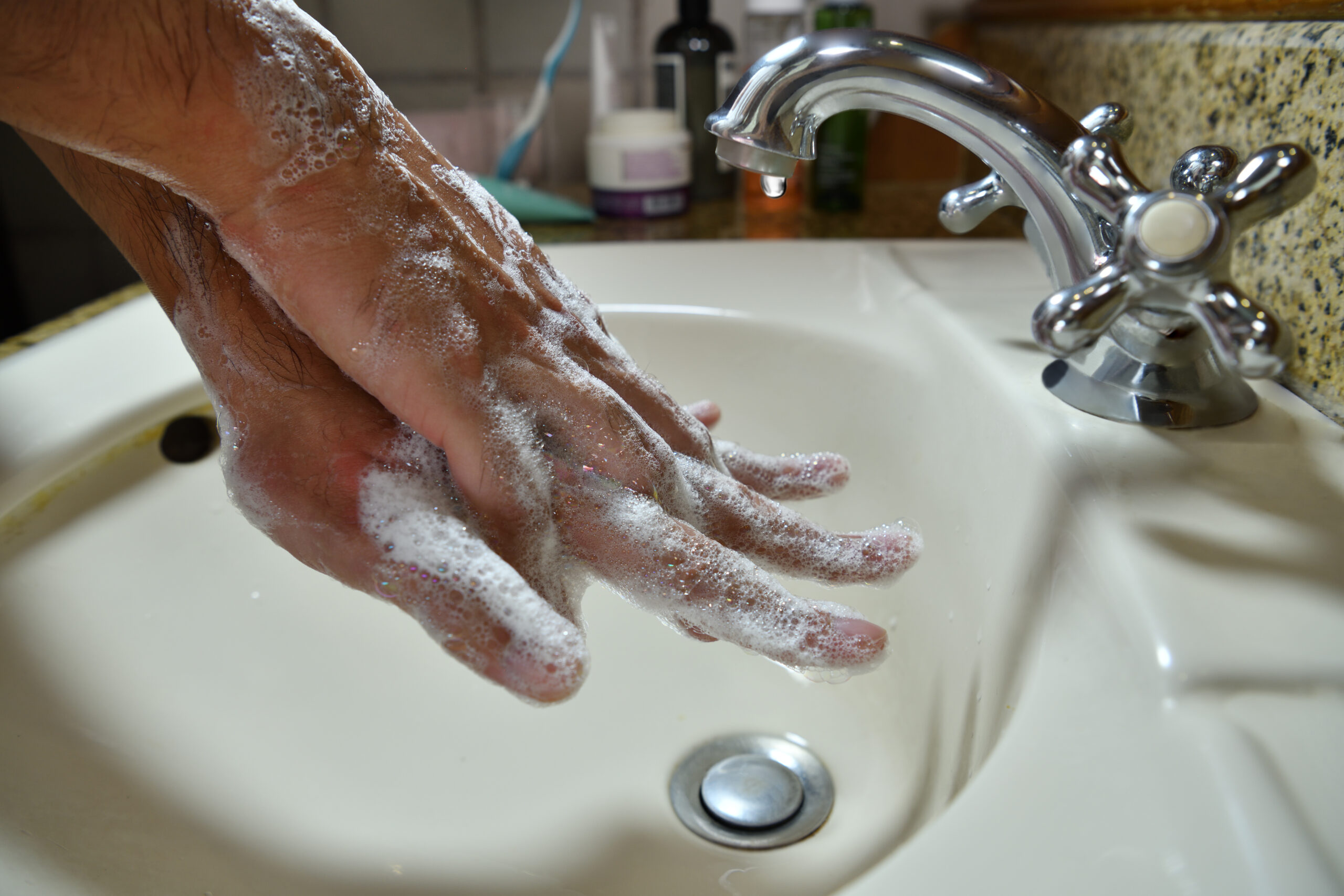 Does Washing Your Hands A Lot Dry Them Out